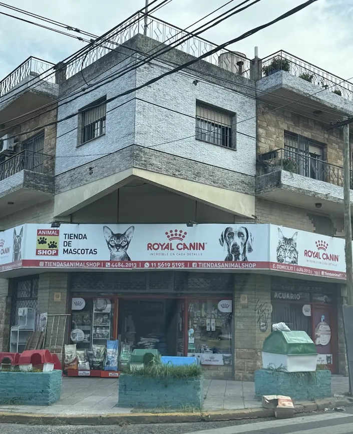 Animal Shop, Morón