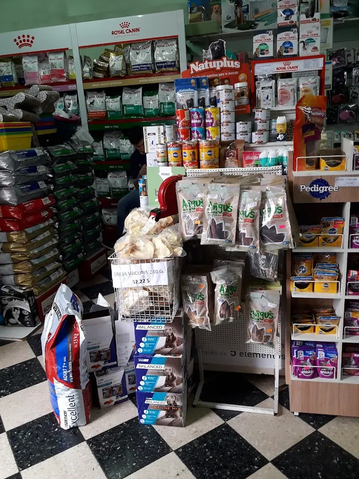 Profesional Farmacia Veterinaria, Villa Urquiza